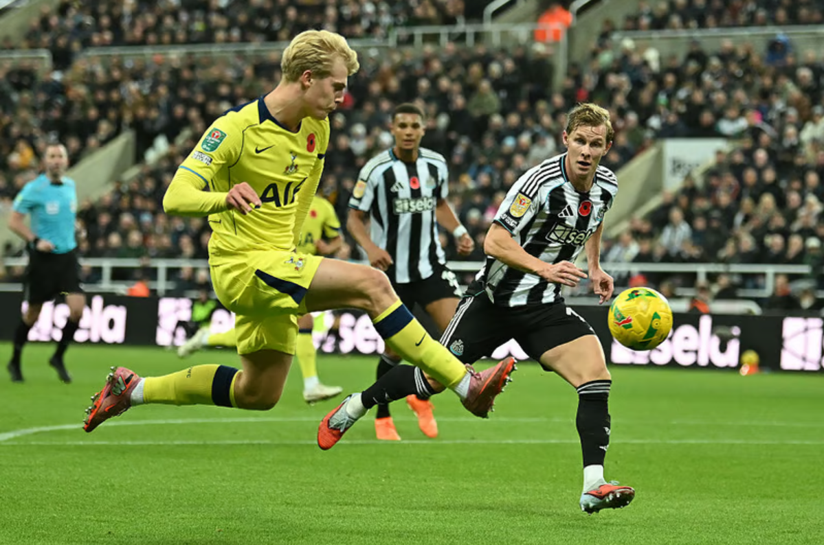 Newcastle United vs Tottenham (03:00 &#8211; 30/10) | Xem lại trận đấu
